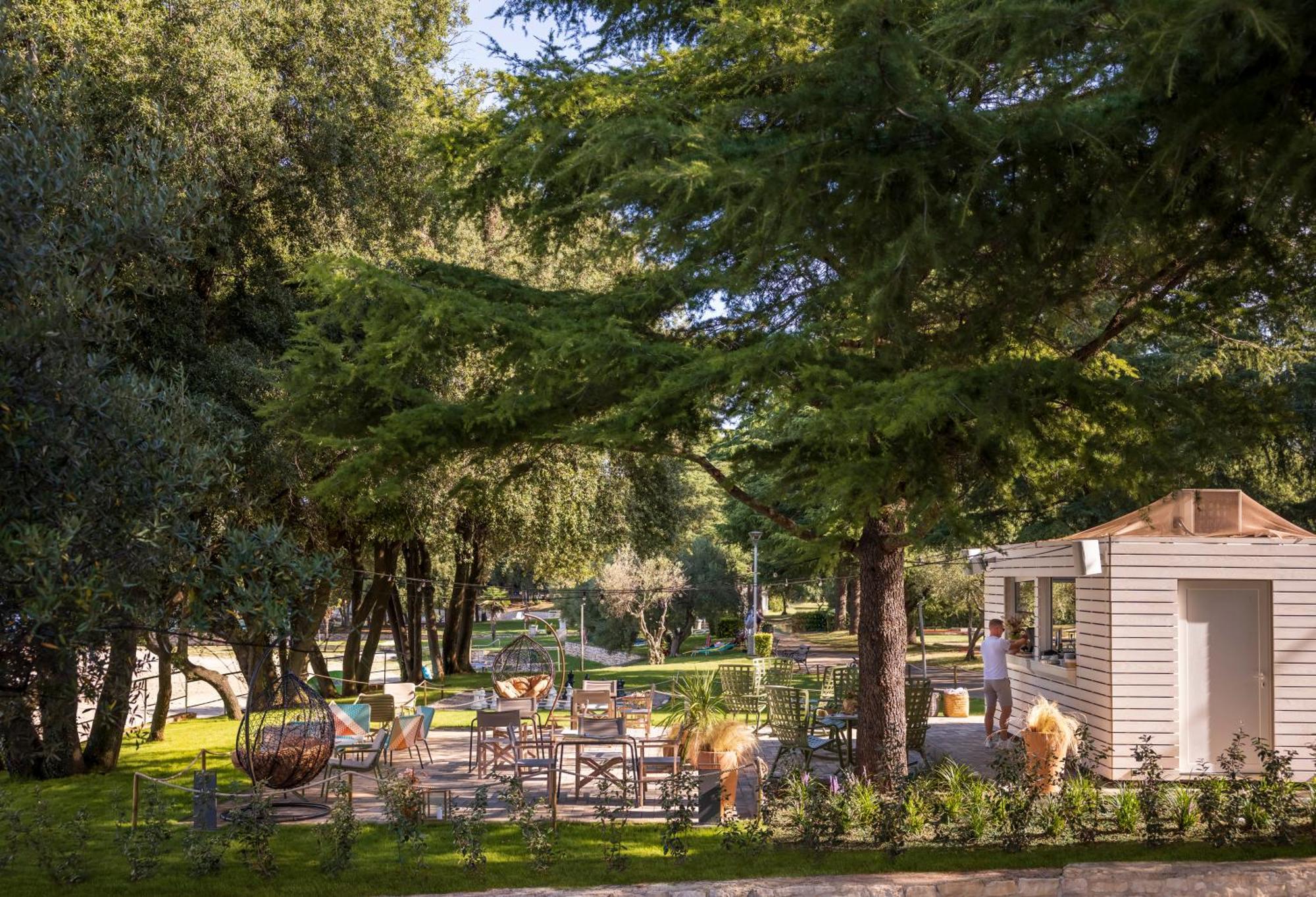 Maistra Camping Koversada Uncovered Naturist Pitches فيرسار المظهر الخارجي الصورة